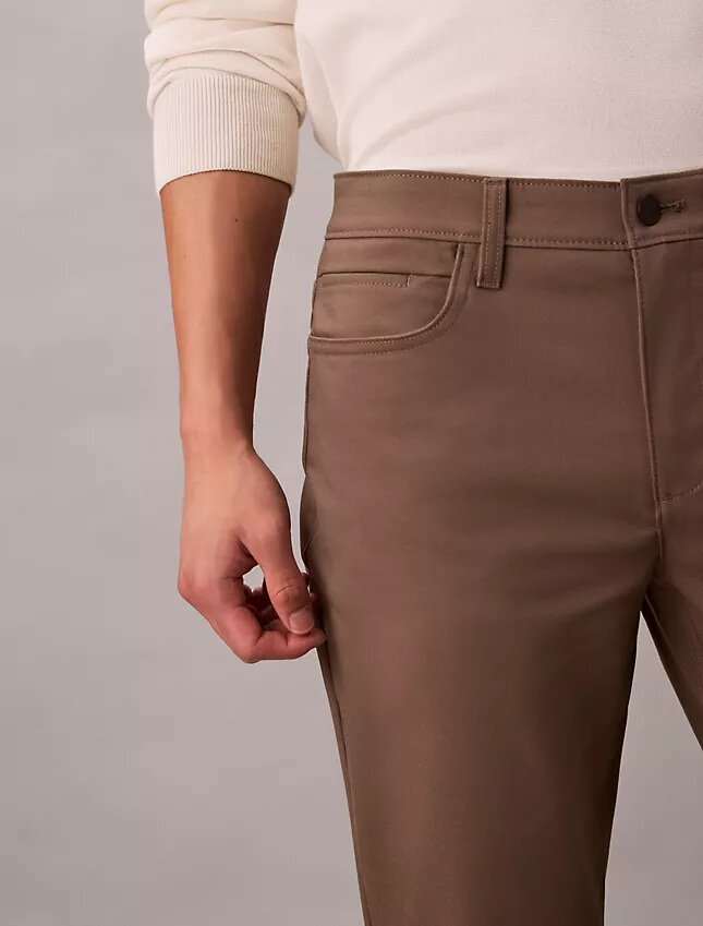 Pantalones Slim Move de 5 bolsillos Pantalones Slim Move de 5 bolsillos