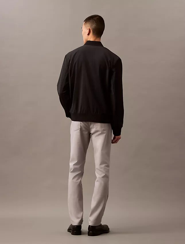 Pantalones Slim Move de 5 bolsillos Pantalones Slim Move de 5 bolsillos