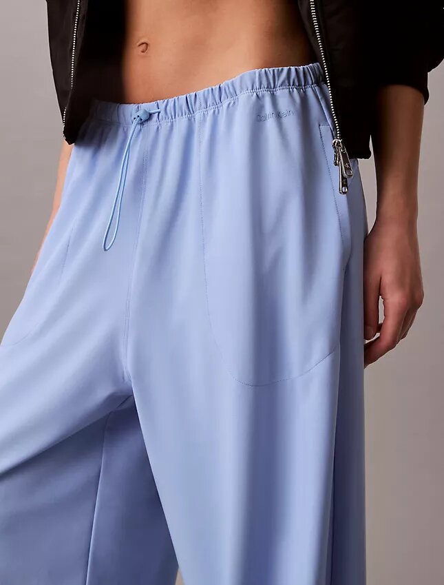 Pantalones tipo paracaídas tejidos Pantalones tipo paracaídas tejidos