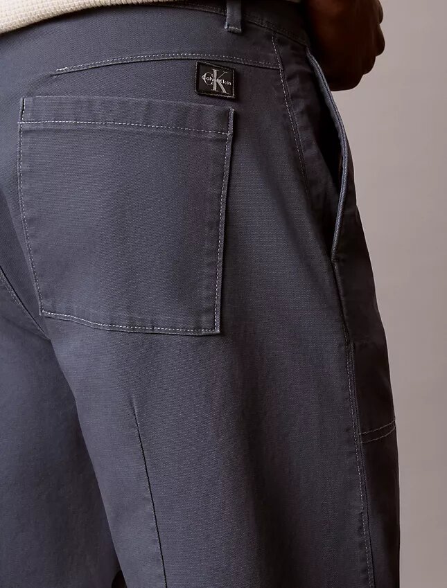 Pantalones utilitarios rectos de corte holgado Pantalones utilitarios rectos de corte holgado