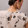 Partes de arriba fruncidas con estampado floral Partes de arriba fruncidas con estampado floral