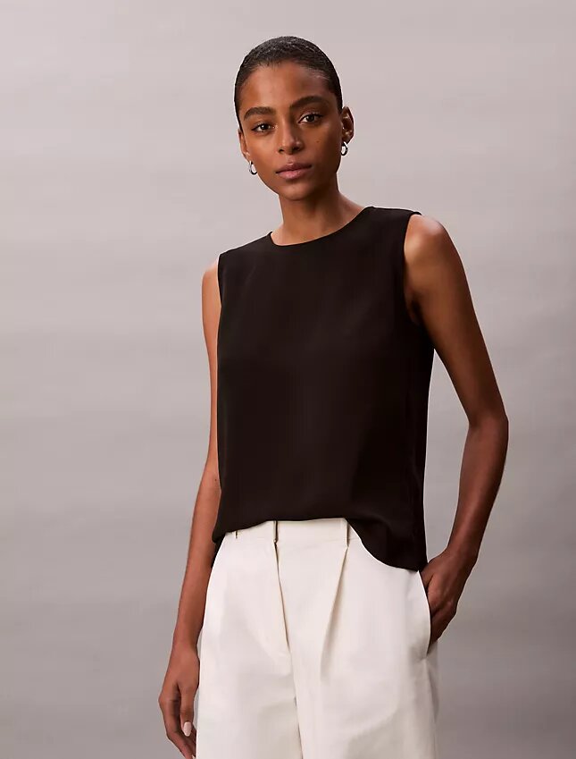 Partes de arriba sin mangas holgadas y fluidas Partes de arriba sin mangas holgadas y fluidas