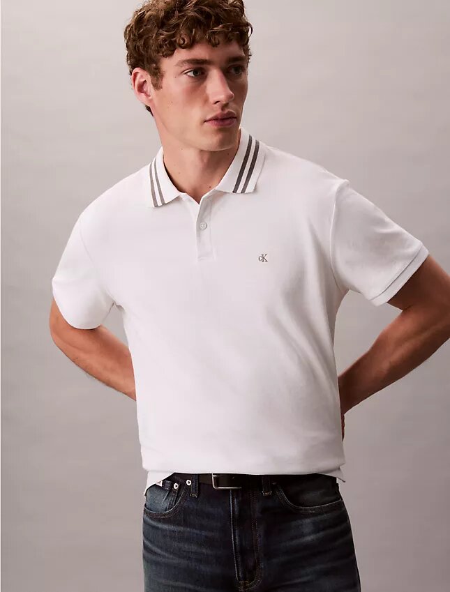 Polo clásico con ribetes de piqué y Monogram Polo clásico con ribetes de piqué y Monogram