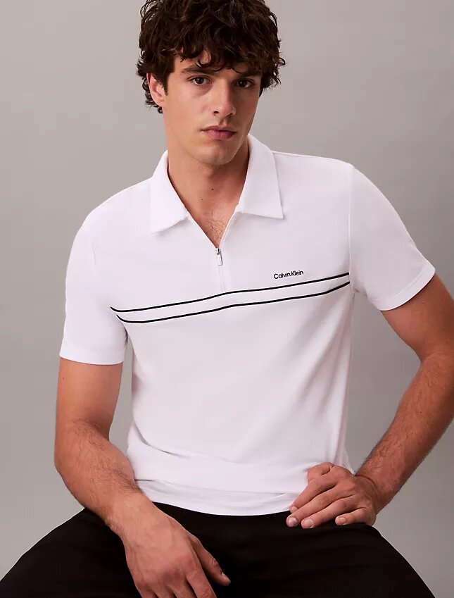 Polo con cremallera de un cuarto y ribete en contraste Polo con cremallera de un cuarto y ribete en contraste