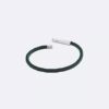 Pulsera de cuero con placa identificativa biselada