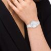 Reloj con brazalete dinámico