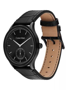 Reloj con esfera cepillada y correa de piel