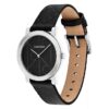 Reloj con esfera con emblema integral y correa de piel Reloj con esfera con emblema integral y correa de piel