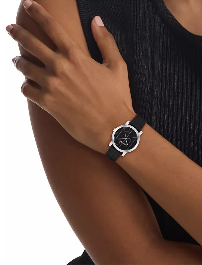 Reloj con esfera con emblema integral y correa de piel Reloj con esfera con emblema integral y correa de piel