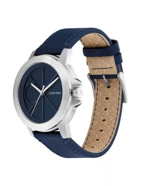 Reloj con esfera con emblema y correa de piel