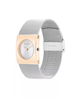 Reloj con esfera geométrica y brazalete de malla