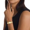 Reloj con pulsera de eslabones y esfera cuadrada