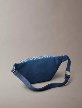 Riñonera de Denim con logotipo en todo el tejido