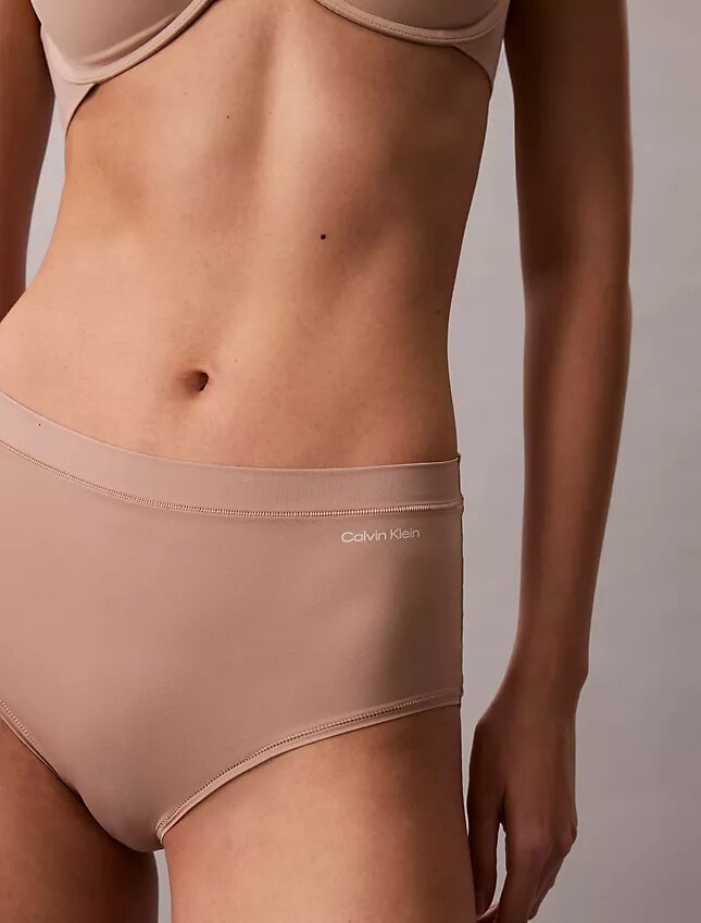 Slips tanga de talle medio Ideal Micro Slips tanga de talle medio Ideal Micro