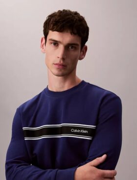 Sudadera clásica de felpa a rayas