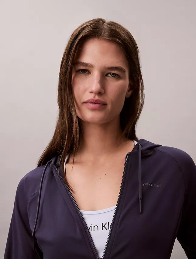 Sudadera con capucha deportiva suave Sudadera con capucha deportiva suave