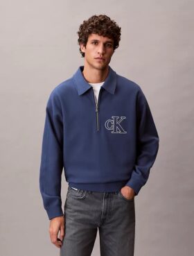 Sudadera con cremallera de un cuarto y logotipo Monogram Varsity