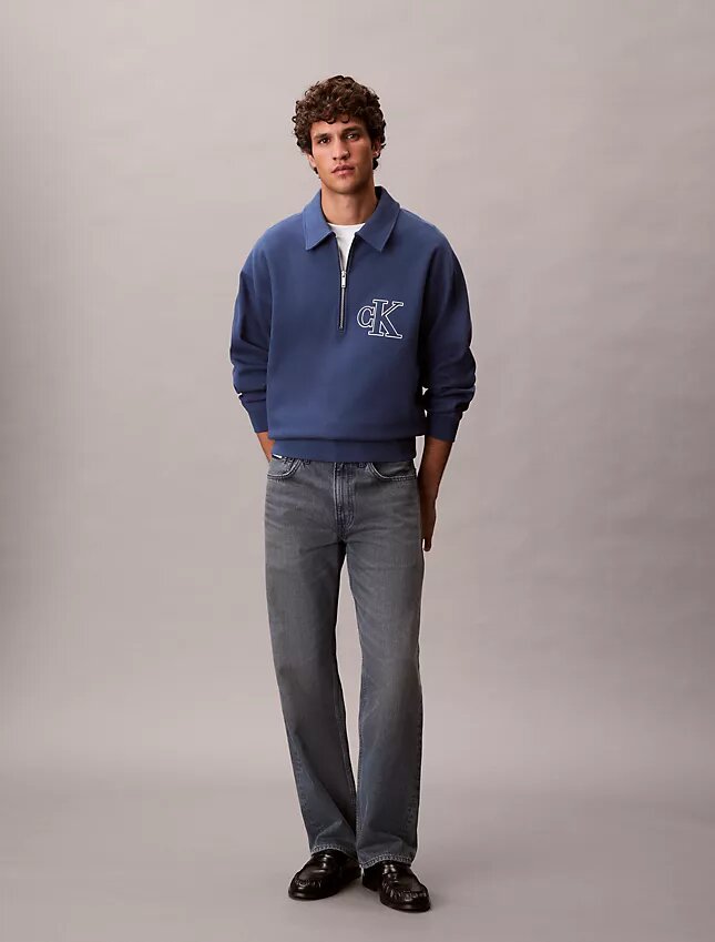 Sudadera con cremallera de un cuarto y logotipo Monogram Varsity Sudadera con cremallera de un cuarto y logotipo Monogram Varsity