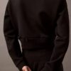Sudadera corta de cuello redondo con tejido espaciado Sudadera corta de cuello redondo con tejido espaciado