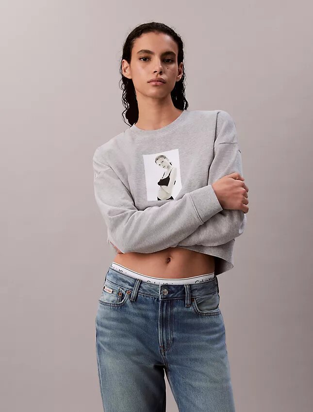 Sudadera holgada con estampado de Kate Moss Sudadera holgada con estampado de Kate Moss