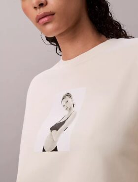 Sudadera holgada con estampado de Kate Moss