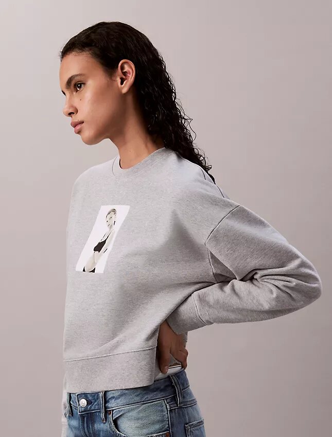 Sudadera holgada con estampado de Kate Moss Sudadera holgada con estampado de Kate Moss