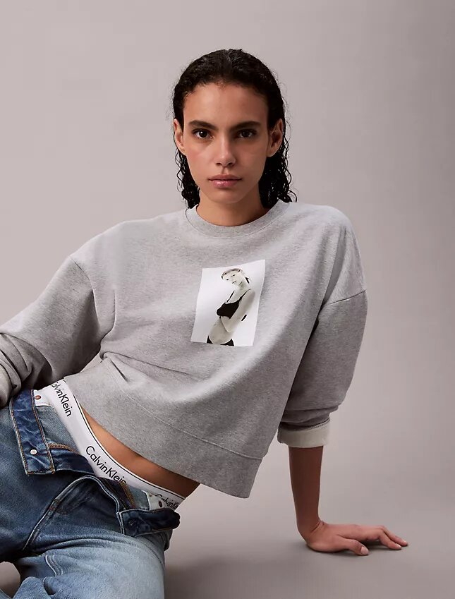 Sudadera holgada con estampado de Kate Moss Sudadera holgada con estampado de Kate Moss