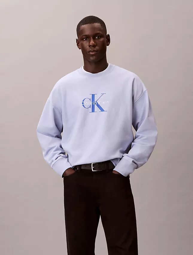 Sudadera holgada de felpa premium con logotipo Monogram Sudadera holgada de felpa premium con logotipo Monogram