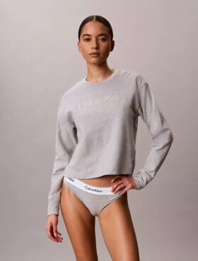 Sudadera moderna de felpa