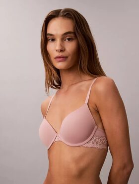 Sujetador Attraction con forro ligero y cobertura perfecta