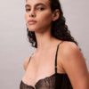 Sujetador balconette Unlined de encaje geométrico negro CK Black