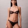 Sujetador balconette Unlined de encaje geométrico negro CK Black