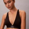 Sujetador Bralette triangular elástico de Microfiber con Monogram gráfico y forro ligero Sujetador Bralette triangular elástico de Microfiber con Monogram gráfico y forro ligero
