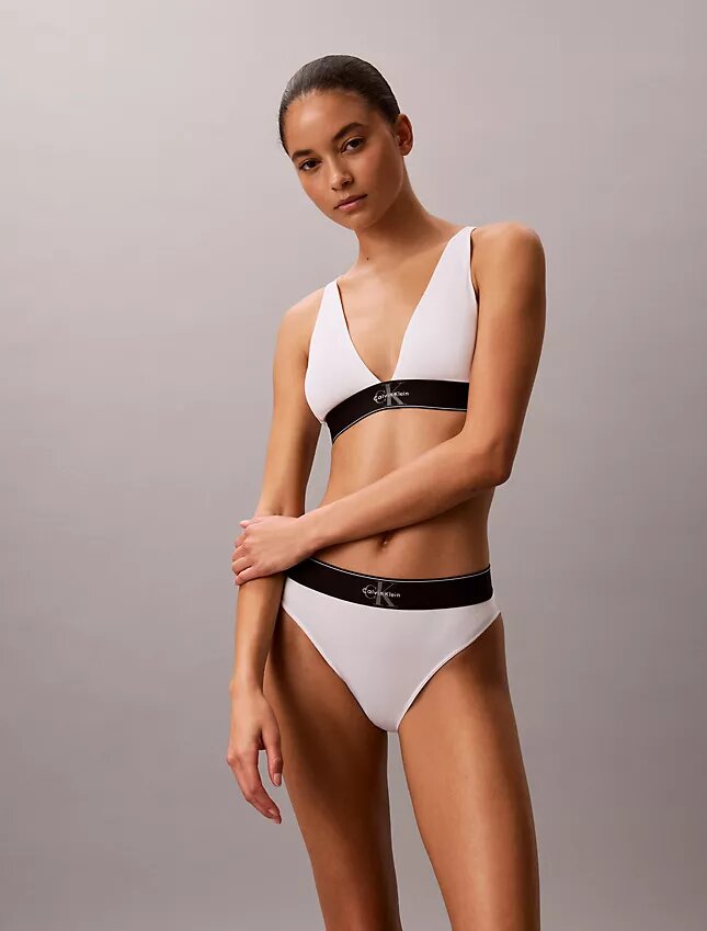 Sujetador Bralette triangular elástico de Microfiber con Monogram gráfico y forro ligero Sujetador Bralette triangular elástico de Microfiber con Monogram gráfico y forro ligero