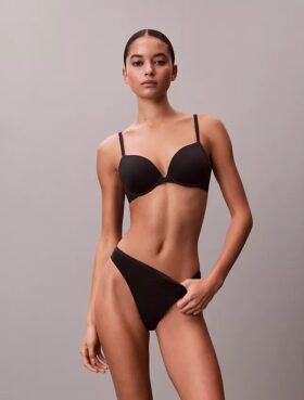 Sujetador Push-Up con escote pronunciado de ajuste Perfectly Fit Sujetador Push-Up con escote pronunciado de ajuste Perfectly Fit