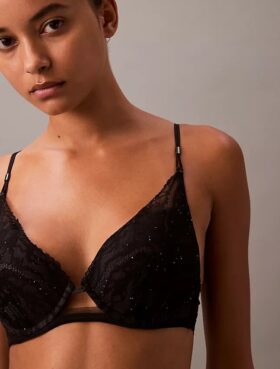 Sujetador Push-Up con escote pronunciado y encaje floral negro de CK Black