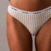 Thong con logotipo Icon