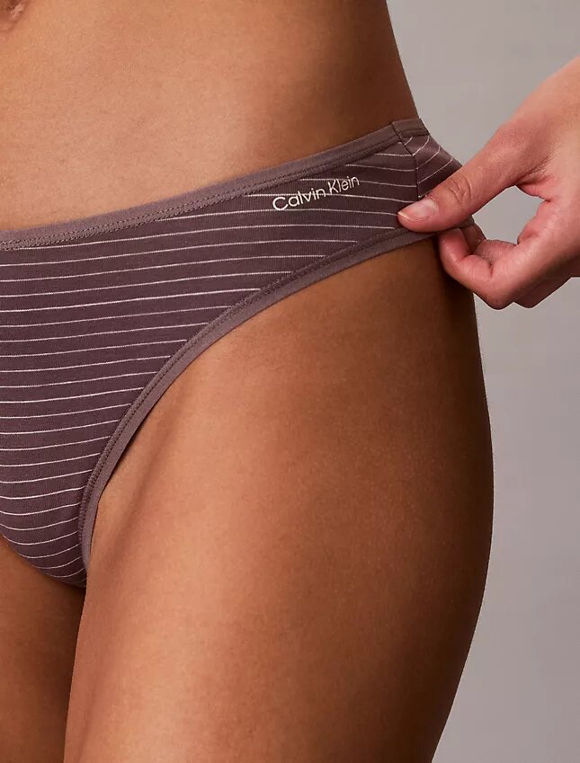 Thong de algodón ideal Thong de algodón ideal