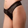Thong de encaje geométrico negro CK Black Thong de encaje geométrico negro CK Black