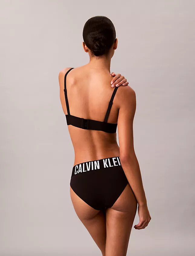 Top de bikini triangular Intense Power Swim Top de bikini triangular Intense Power Swim
