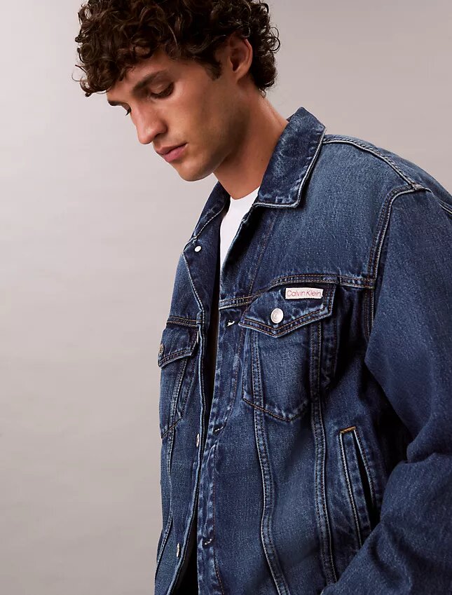 Trucker Jacket de estilo vaquero de los 90 Trucker Jacket de estilo vaquero de los 90