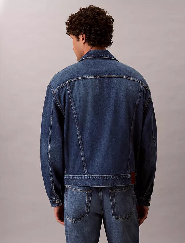 Trucker Jacket de estilo vaquero de los 90 Trucker Jacket de estilo vaquero de los 90