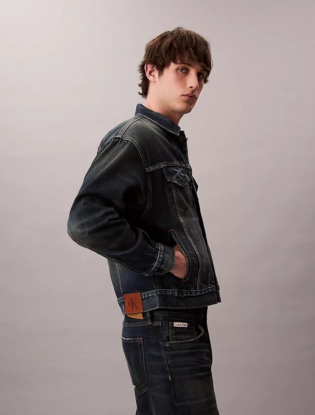 Trucker Jacket de estilo vaquero de los 90 Trucker Jacket de estilo vaquero de los 90