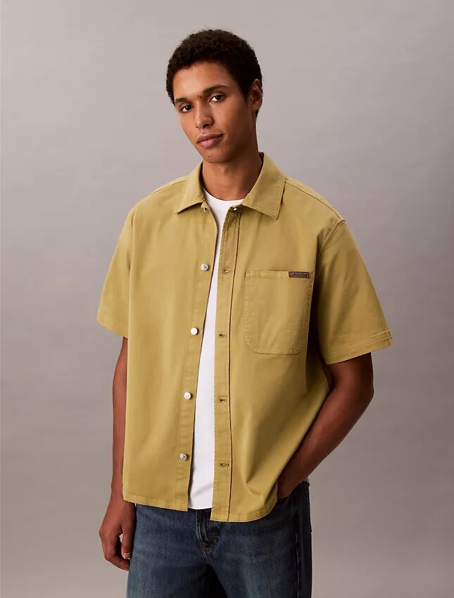 Utility Shirt holgado con botones Utility Shirt holgado con botones