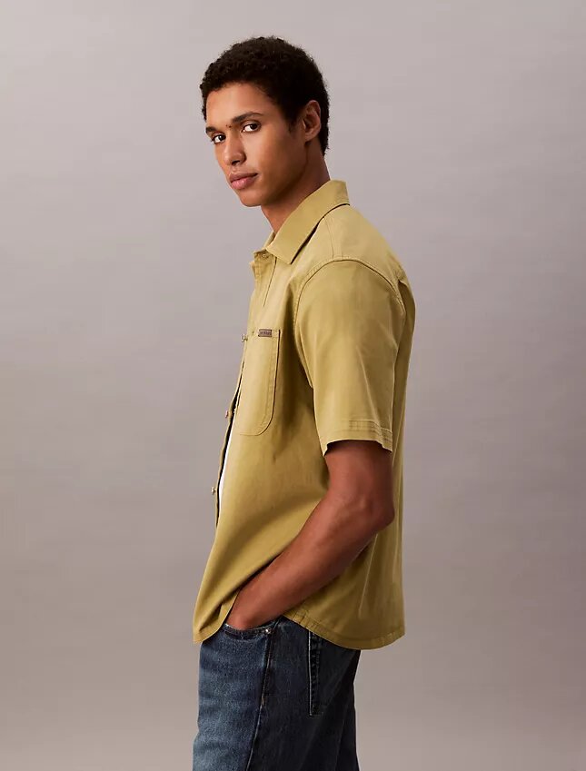 Utility Shirt holgado con botones Utility Shirt holgado con botones