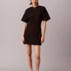 Vestido camiseta de punto interlock con ribete y logotipo Vestido camiseta de punto interlock con ribete y logotipo
