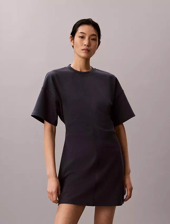 Vestido camiseta de punto interlock con ribete y logotipo Vestido camiseta de punto interlock con ribete y logotipo