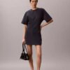 Vestido camiseta de punto interlock con ribete y logotipo Vestido camiseta de punto interlock con ribete y logotipo