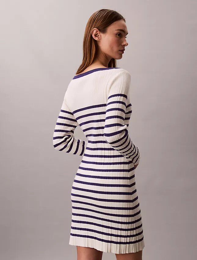 Vestido de manga larga a rayas con canalé Vestido de manga larga a rayas con canalé