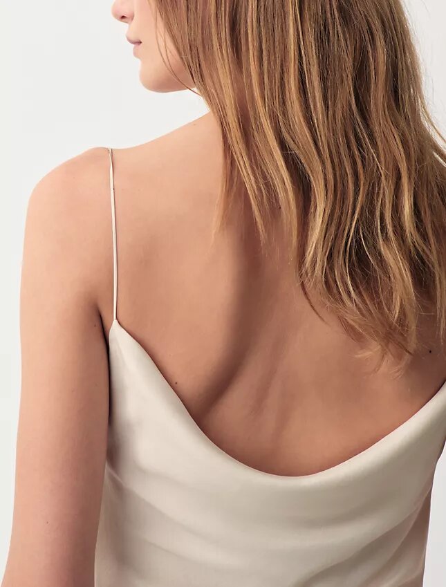 Vestido liso Lynn Vestido liso Lynn